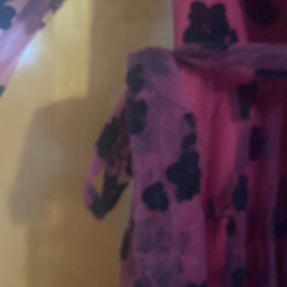 Shein Curve formal dark red and black formal dress - Picture 4 of 8